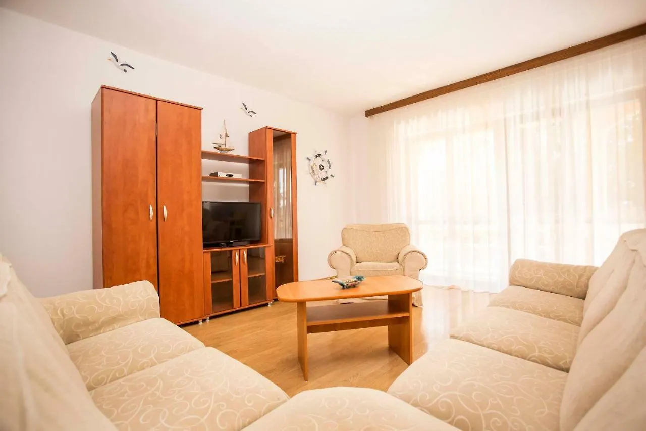 Paola Apartment Póla
